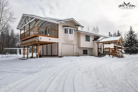 20735 Crabtree St, Chugiak, AK 99567 photo 3