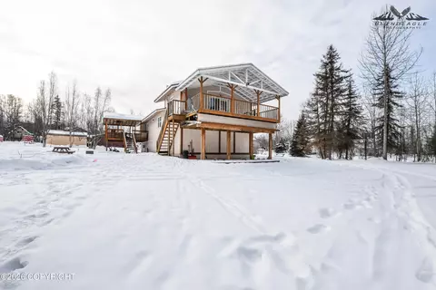 20735 Crabtree St, Chugiak, AK 99567 photo 4