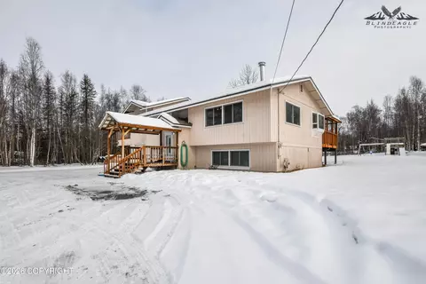 20735 Crabtree St, Chugiak, AK 99567 photo 6