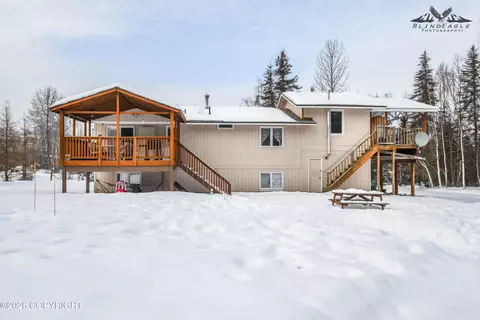 20735 Crabtree St, Chugiak, AK 99567 photo 5