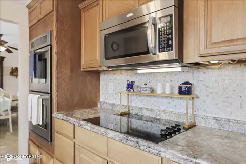Kitchen - 19944 Third St, Eagle River, AK 99577 photo 3 of 5