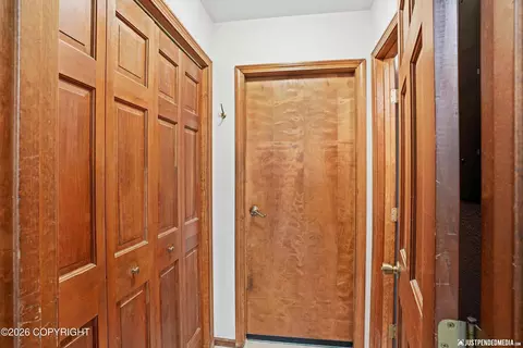 Entry Way - 24407 Thunderbird Dr, Chugiak, AK 99567 photo 4 of 4
