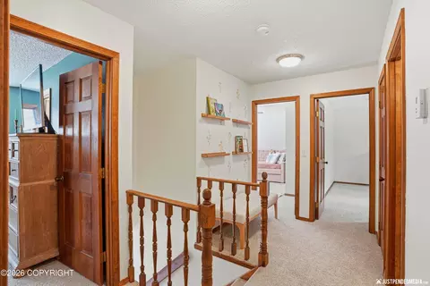 Entry Way - 24407 Thunderbird Dr, Chugiak, AK 99567 photo 3 of 4