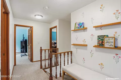 Entry Way - 24407 Thunderbird Dr, Chugiak, AK 99567 photo 2 of 4