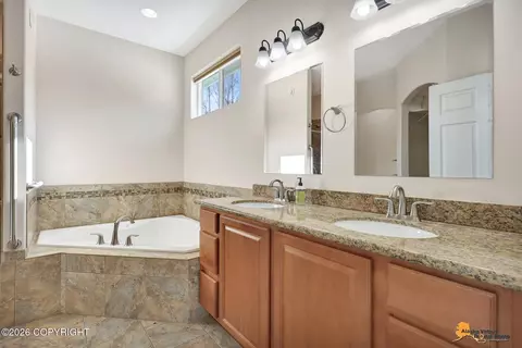 Bath - 19626 Crabtree St, Chugiak, AK 99567 photo 1 of 6