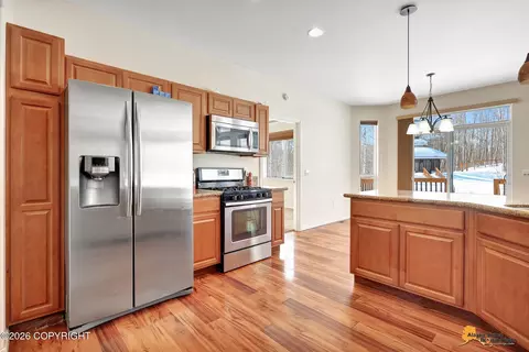 Kitchen - 19626 Crabtree St, Chugiak, AK 99567 photo 2 of 6