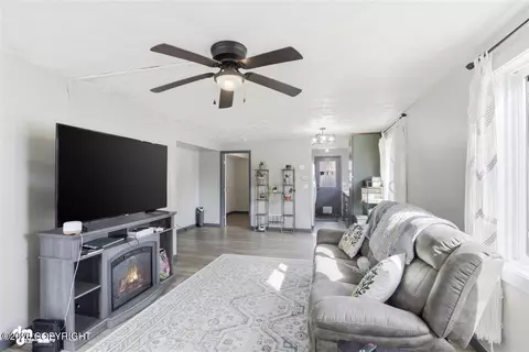 11923 Copper Mountain Dr, Eagle River, AK 99577 photo 2