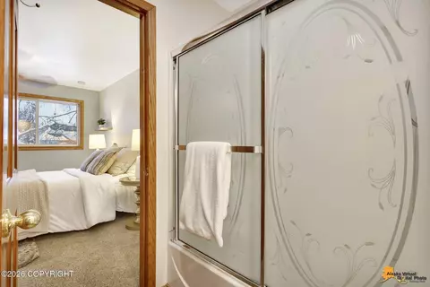 Bath - 7471 Clairborne Cir, Anchorage, AK 99502 photo 2 of 3