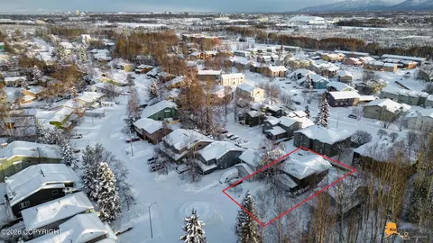 View/Area - 7471 Clairborne Cir, Anchorage, AK 99502 photo 9 of 12