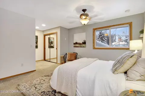 Bedroom - 7471 Clairborne Cir, Anchorage, AK 99502 photo 3 of 6