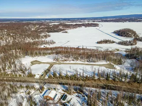 20271 W Kvichak Cir, Big Lake, AK 99652