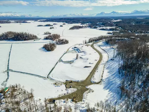 5558 S Corkey Blvd, Big Lake, AK 99652