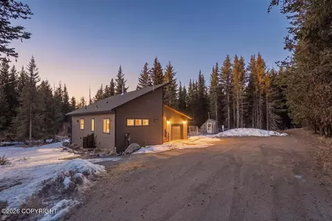 5465 Clearwater Dr, Homer, AK 99603