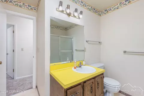 Bath - 3801 Hampton Dr, Anchorage, AK 99504 photo 3 of 4