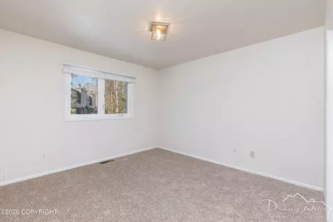 Bedroom - 3801 Hampton Dr, Anchorage, AK 99504 photo 5 of 6