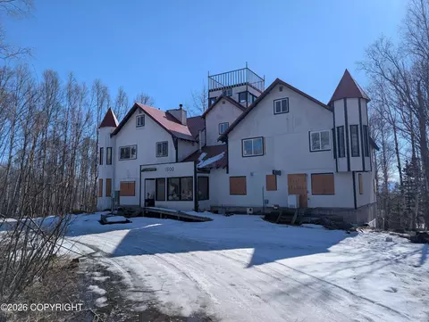 1500 W Vaunda Ave, Wasilla, AK 99654