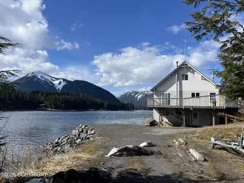 188 Mitkof Hwy, Petersburg, AK 99833