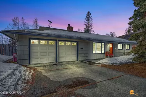 2350 Captain Cook Dr, Anchorage, AK 99517