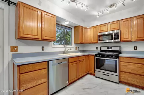 Kitchen - 3003 Kerry Cir, Anchorage, AK 99504 photo 2 of 4