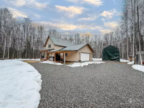 12566 W Diana Way, Houston, AK 99623