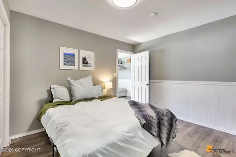Bedroom - 17105 Vanover Cir, Eagle River, AK 99577 photo 6 of 6