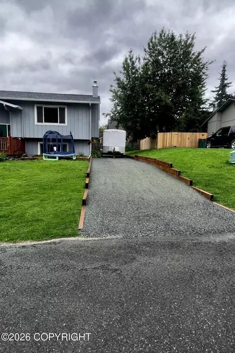 Exterior - 17105 Vanover Cir, Eagle River, AK 99577 photo 11 of 15