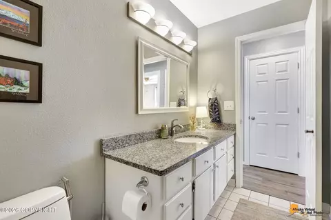Bath - 17105 Vanover Cir, Eagle River, AK 99577 photo 4 of 5