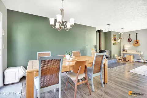 Dining - 17105 Vanover Cir, Eagle River, AK 99577 photo 3 of 3