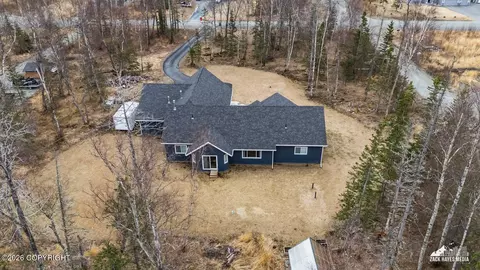 View/Area - 8348 E Fork Cir, Wasilla, AK 99654 photo 4 of 17