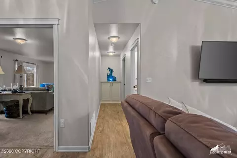 Entry Way - 8348 E Fork Cir, Wasilla, AK 99654 photo 7 of 8