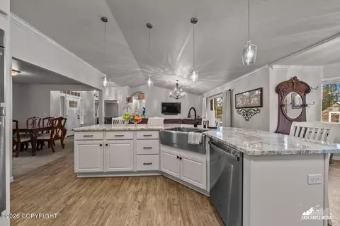 Kitchen - 8348 E Fork Cir, Wasilla, AK 99654 photo 6 of 12