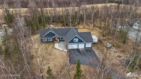 View/Area - 8348 E Fork Cir, Wasilla, AK 99654 photo 2 of 17