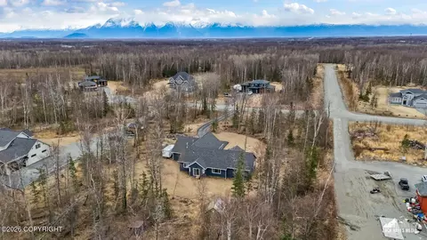 View/Area - 8348 E Fork Cir, Wasilla, AK 99654 photo 9 of 17