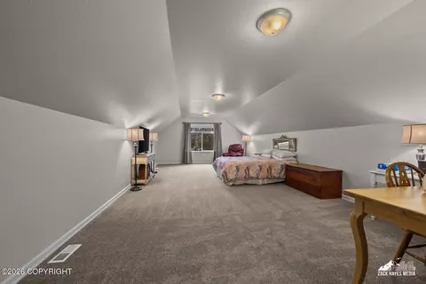 Bedroom - 8348 E Fork Cir, Wasilla, AK 99654 photo 5 of 6