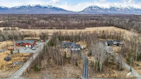 View/Area - 8348 E Fork Cir, Wasilla, AK 99654 photo 15 of 17