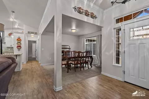 Entry Way - 8348 E Fork Cir, Wasilla, AK 99654 photo 3 of 8