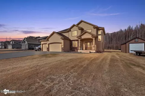 5705 E Fetlock Dr, Wasilla, AK 99654