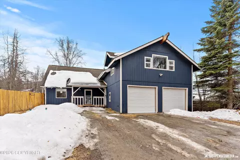 22824 Daniel Ct, Chugiak, AK 99567