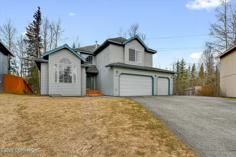 4272 Birch Run Dr, Anchorage, AK 99507