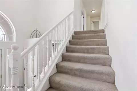 Entry Way - 13311 Konrad Dr, Eagle River, AK 99577 photo 6 of 8