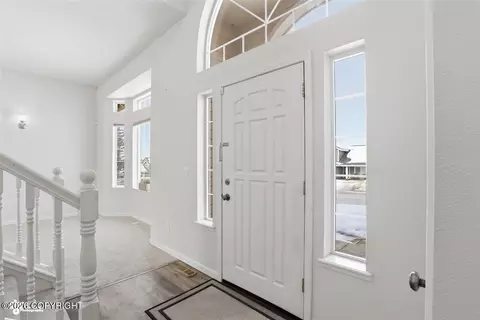 Entry Way - 13311 Konrad Dr, Eagle River, AK 99577 photo 2 of 8