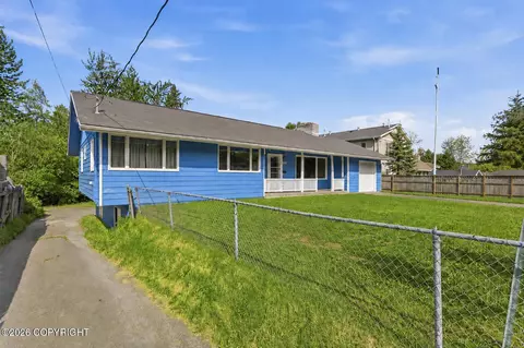 2616 Mcrae Rd, Anchorage, AK 99517