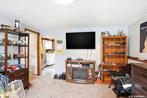 Living - 3820 E 84th Ave, Anchorage, AK 99507 photo 4 of 4