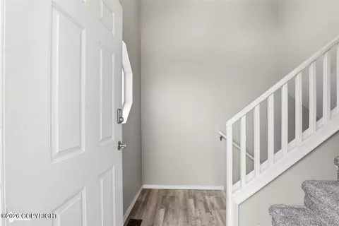 2211 Ridgemont Dr, Anchorage, AK 99507