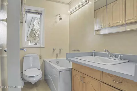 Bath - 2395 E 47th Ct, Anchorage, AK 99507 photo 3 of 4
