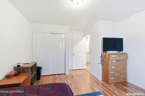 Bedroom - 18802 Driftwood Bay Dr, Eagle River, AK 99577 photo 5 of 7