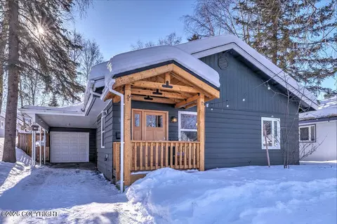 1852 E 26th Ave, Anchorage, AK 99508