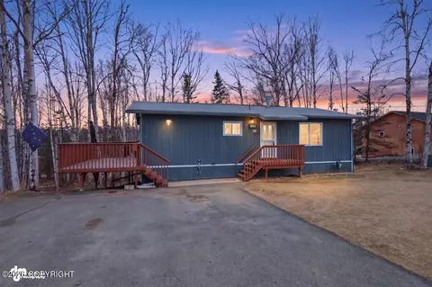961 W Gail Dr, Wasilla, AK 99654