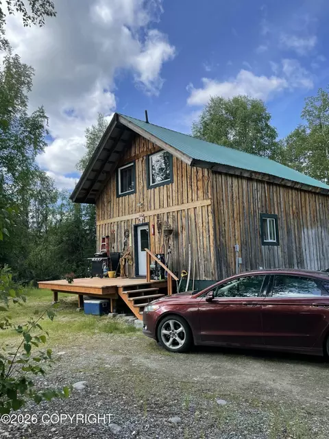 14423 N Four Mile Rd, Willow, AK 99688