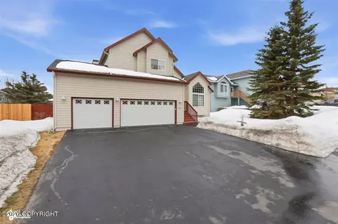 5816 Katahdin Dr, Anchorage, AK 99502